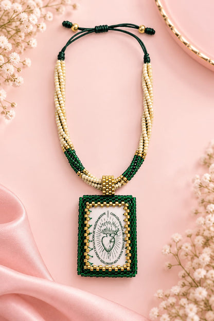 Escapulario Tejido en Miyuki - Fe que se lleva con estilo ✨🙏